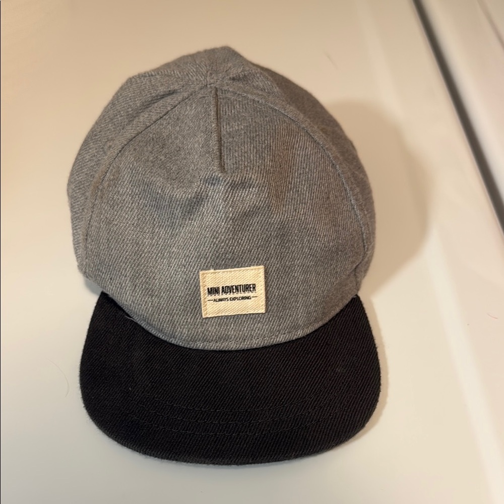 H&M Baby Boy Mini Adventuerer Gray and Black Hat (9-12 M)